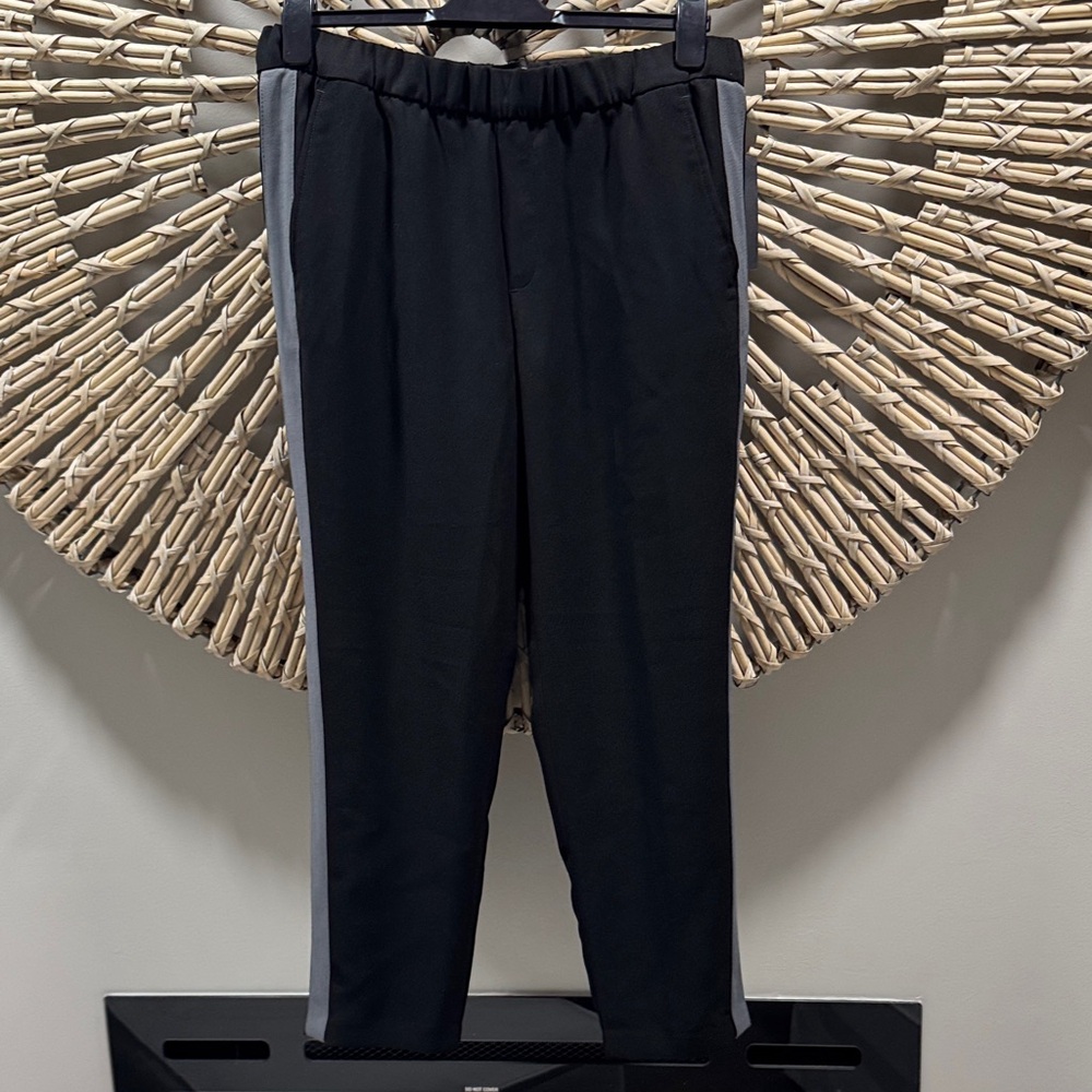 Women’s Black and Grey Banana Republic Pants